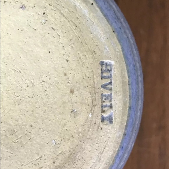 Hively Studio Pottery Ceramic Handmade Vase - Picture 2 of 5